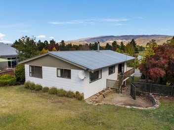 82 Newcastle Street, Clyde, Clyde