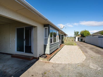 2/107 Parkers Road, Tahunanui, Nelson