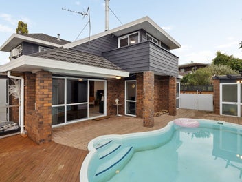 8 Burn-Murdoch Street, St Andrews, Hamilton