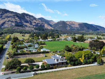 366 Abel Tasman Drive, Motupipi