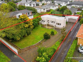 24 Maeroa Road, Beerescourt, Hamilton