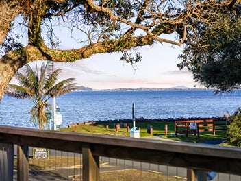 54 Waiwera Road, Waiwera, Orewa