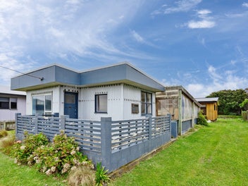 164 Colac Foreshore Road, Colac Bay/Ōraka, Riverton/Aparima