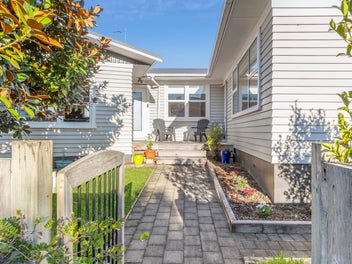 40 Southsea Crescent, Silverdale, Hamilton
