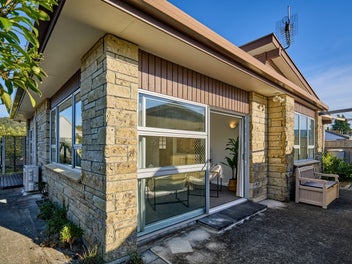 1/793 Fergusson Drive, Elderslea, Upper Hutt