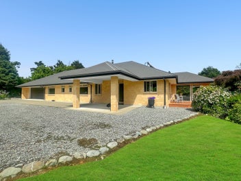 22 Petersen Road, Harihari, Harihari
