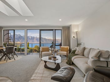 54C Wynyard Crescent, Fernhill, Queenstown