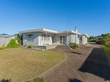 5 Toi Street, Otaki Beach, Otaki