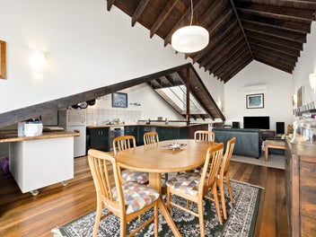 3/12 Little George Street, Thorndon, Wellington