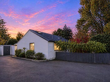 2/207A Fifield Terrace, Opawa, Christchurch
