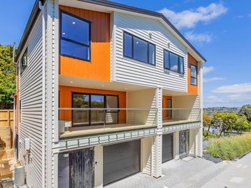 7/20 William Souter Street, Forrest Hill, Auckland