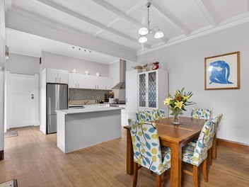 11 Burns Road, Hospital Hill, Napier