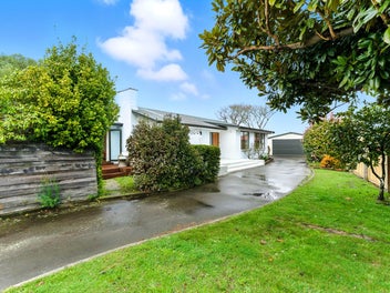 19 Elwyn Place, Avonhead, Christchurch