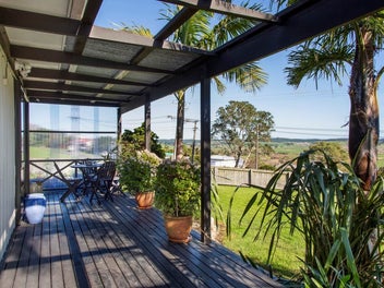 98 Garfield Road, Helensville, Helensville