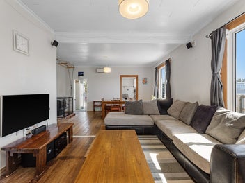 3088 State Highway 1, Riverlands