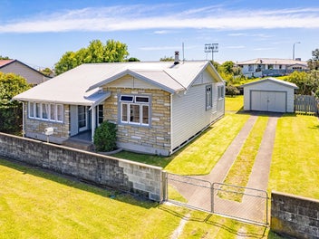 5 Mosston Road, Castlecliff, Whanganui
