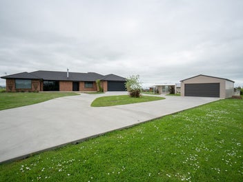 566 Taonui Road, Colyton, Feilding
