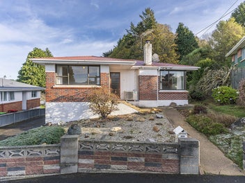 5 Stephen Street, Halfway Bush, Dunedin