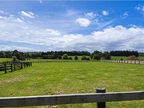 5 Kapowai Place, Kauri