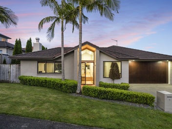7 Chard Place, Flat Bush, Auckland