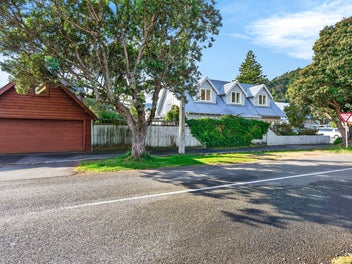 44 Oroua Street, Eastbourne, Lower Hutt