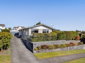 34 Branch Road, Highlands Park, New Plymouth