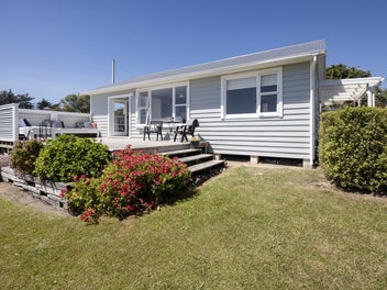 6 Bride Street, Moeraki, Moeraki