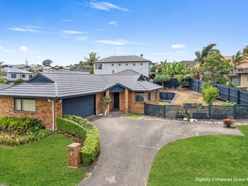 11 Saralee Drive, Manurewa, Auckland