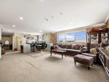 720/26 Remuera Road, Newmarket, Auckland