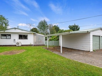 19 South Road, Mamaku