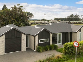 2 Opou Place, Katikati