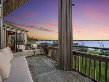 694 Pukehina Parade, Te Puke