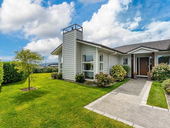 65 John Burke Drive, Aotea, Porirua