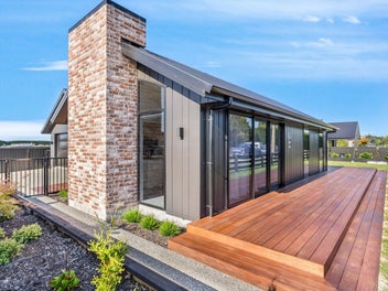 63 Dejoux Road, Winton, Winton