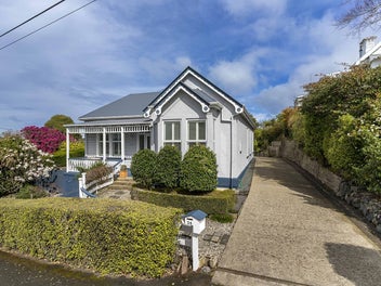 34 Eglinton Road, The Glen, Dunedin