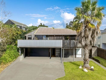 7 Widmore Drive, Massey, Auckland