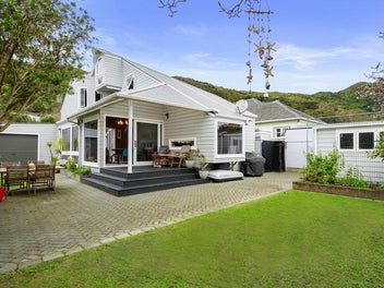 64 Wyndrum Avenue, Waterloo, Lower Hutt