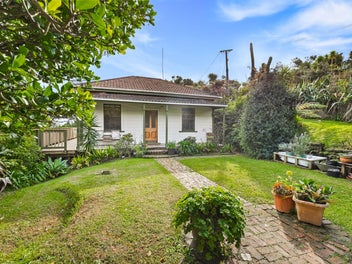 41 Te Henga Road, Waitakere, Henderson