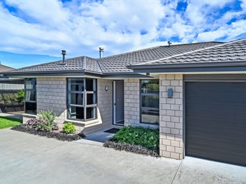 12 Begley Place, Frimley, Hastings