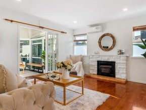 35 Compton Street, Hillcrest, Auckland