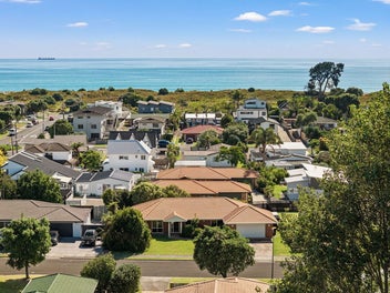 3 Webb Place, Papamoa Beach, Papamoa
