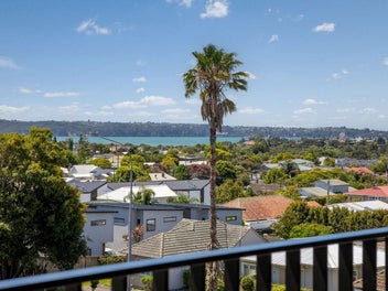303/2 Miller Street, Point Chevalier, Auckland