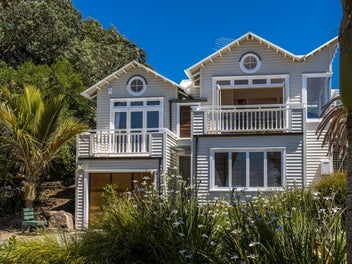 27 Korora Road, Oneroa, Waiheke Island