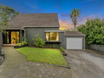 1/406 East Coast Road, Sunnynook, Auckland