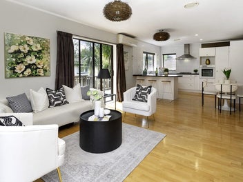 1/24 John Gill Road, Shelly Park, Auckland