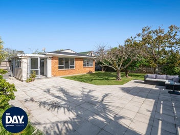 2/9 Motuora Road, Manly, Whangaparaoa