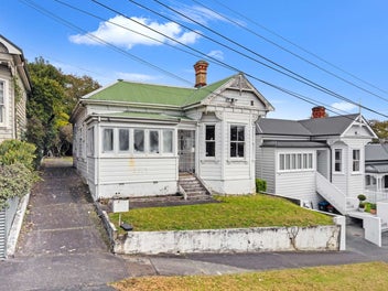 1/16 New Bond Street, Kingsland, Auckland