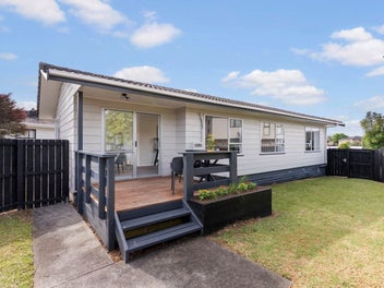 20 Halyard Place, Te Atatu Peninsula, Auckland