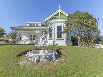 265F Tukapa Street, Hurdon, New Plymouth