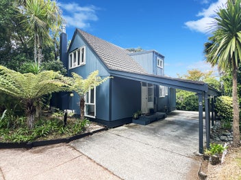 9 Brownie Road, Laingholm, Auckland